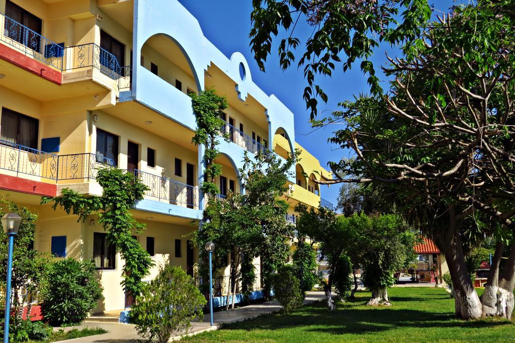 Maritime Hotel Apartments Petaloudes Exterior foto
